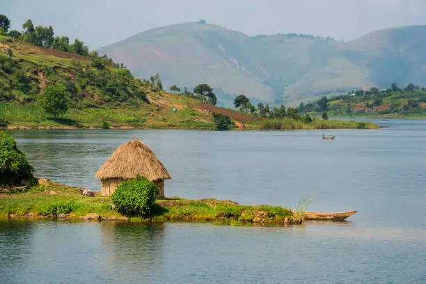 6 Days Kibale Queen, Bwindi, and Bunyonyi Safari