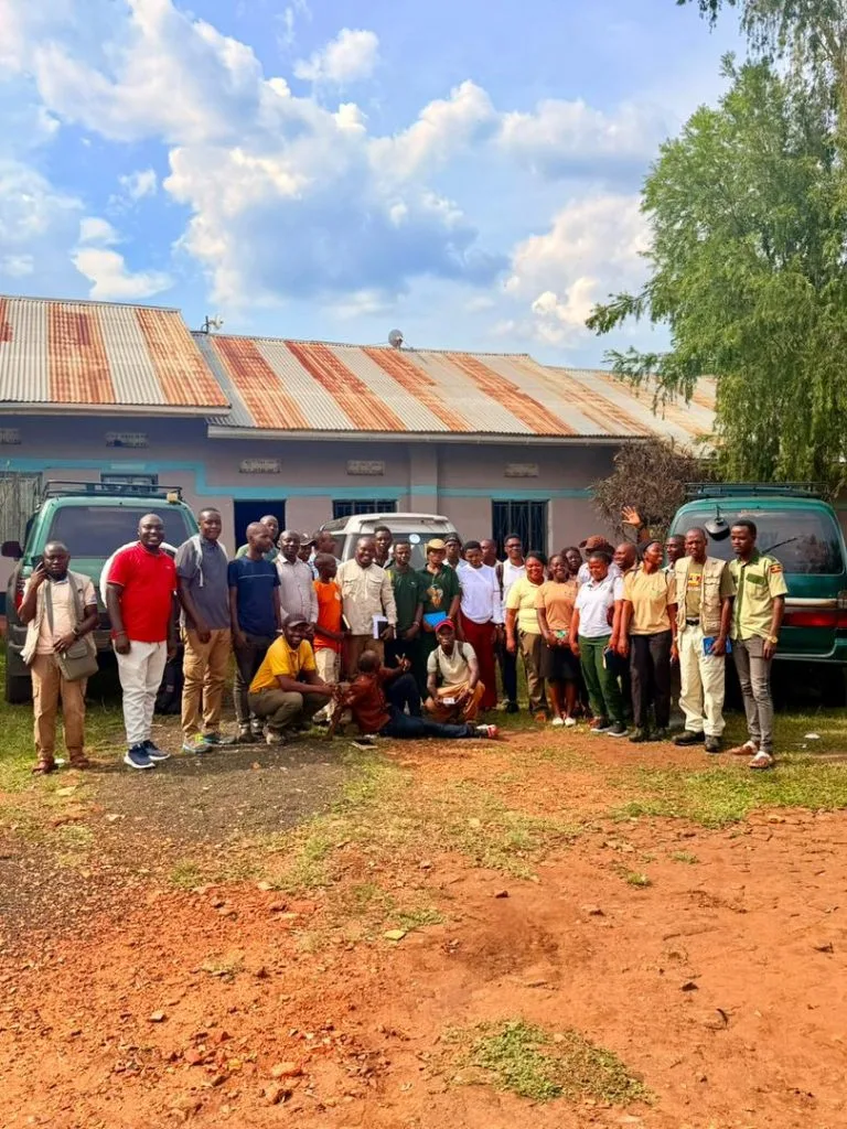Safari Guides From a Training by Native Africa Tours