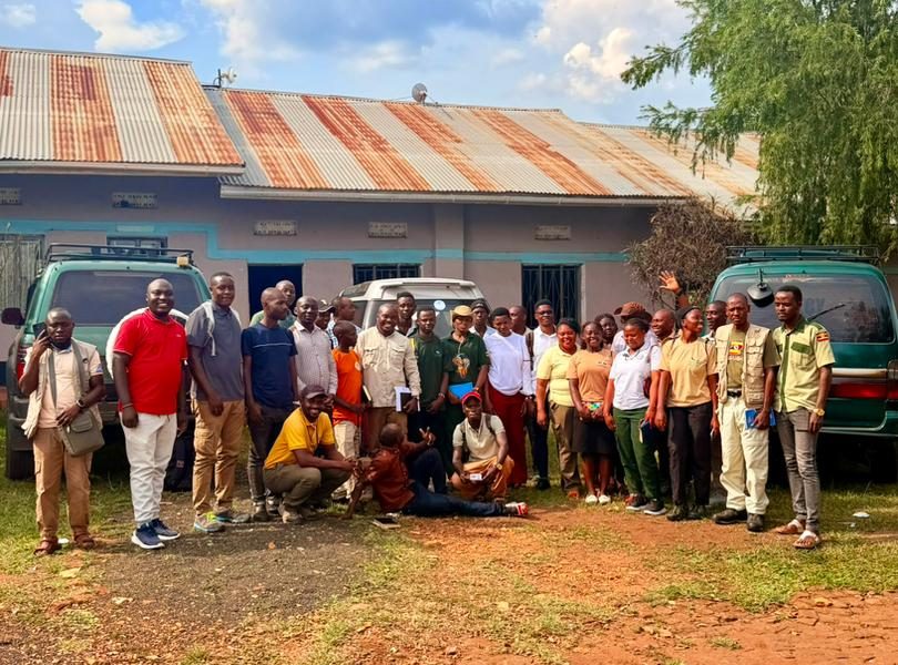 Safari Guides From a Training by Native Africa Tours