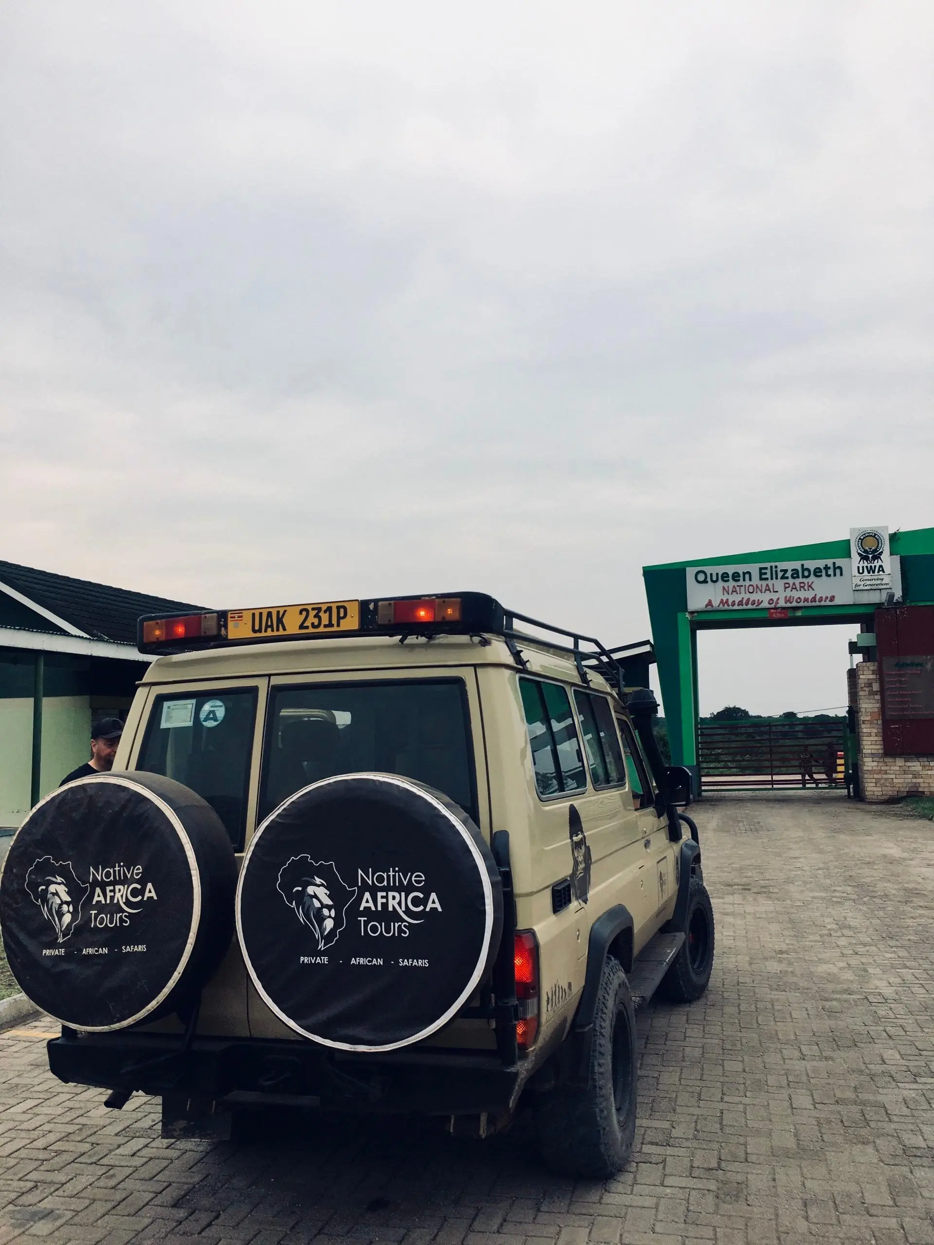 Top gorilla safari company in Uganda offering guided gorilla trekking tours