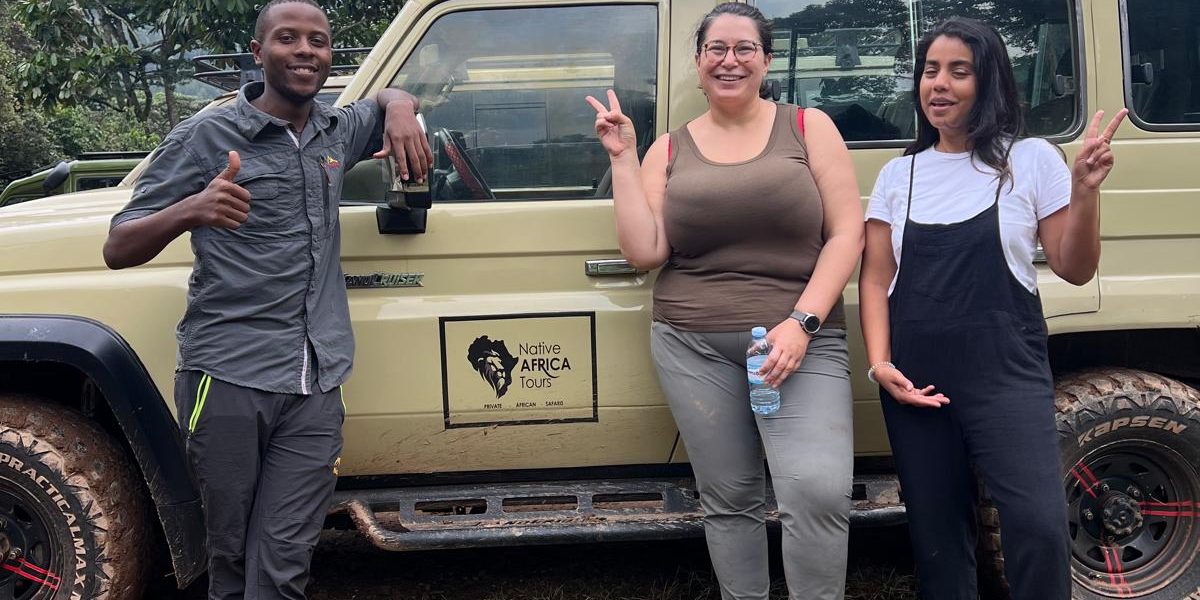 Why choose Uganda over Rwanda for a safari with mountain gorillas and wildlife