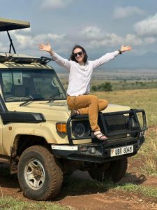 Solo Female Traveller on a 6 Days Uganda Safari with Native Africa Tours
